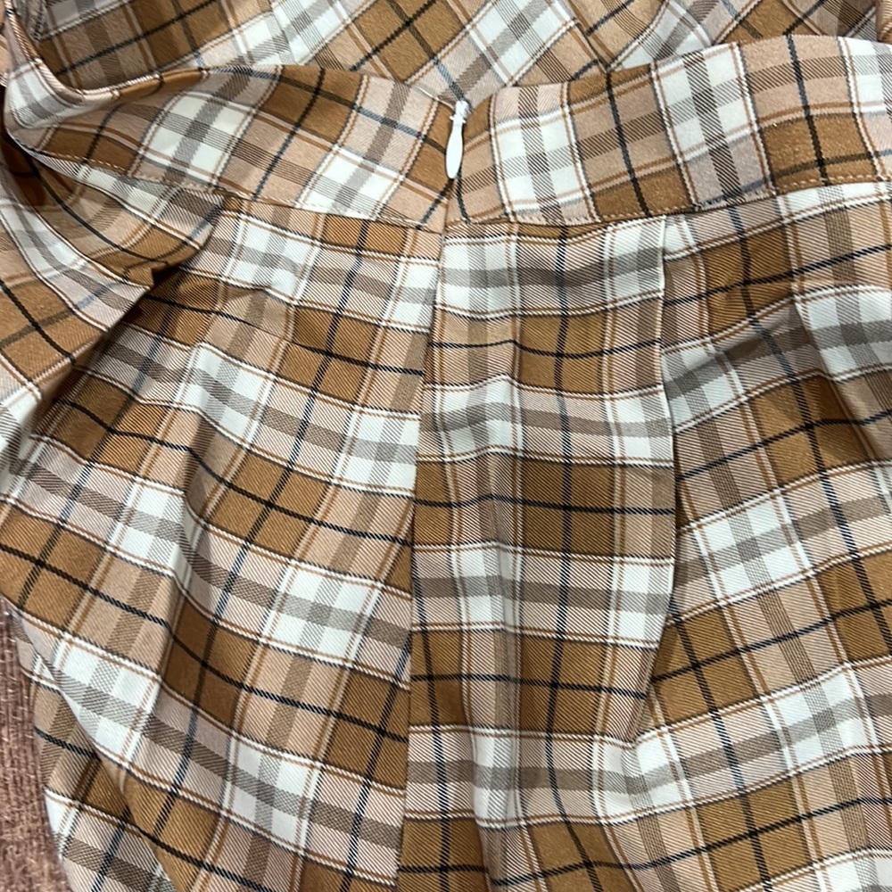 Shein Pleated Plaid‎ School Girl Skirt - Picture 7 of 9